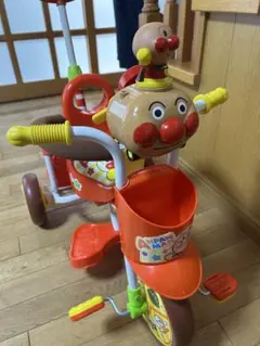 【値下げ・美品】アンパンマン・三輪車 美品】アンパンマン三輪車の通販 by みほやん's shop｜ラクマ