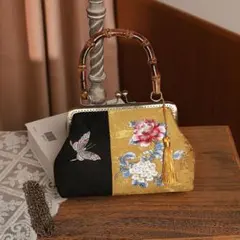 Item thumbnail for item e05d1aa0-f9ac-44bc-ba9b-eac3f5d245e3