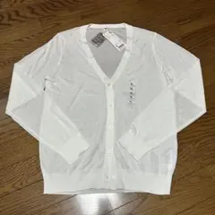 UNIQLO ライトVネックカーディガン