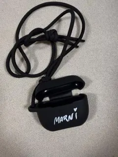 美品】マルニ MARNI イヤホンケース AirPods Pro対応 - メルカリ