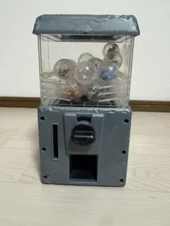 Item thumbnail for item e18335f9-c565-4267-b0e8-d2aa3afc9d7f