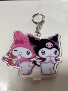 宇佐美　マイメロディ × クロミ アクリルキーホルダー