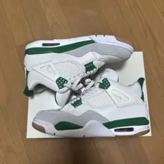 ナイキ SB × エアジョーダン4 