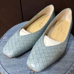 新品未使用！LE TALON メッシュフラットシューズ ライトブルー23㎝のサムネイル