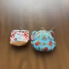 ハローキティと花柄のコインケースセット