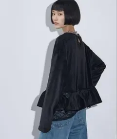 THE YOn リボンモチーフベロアトップス