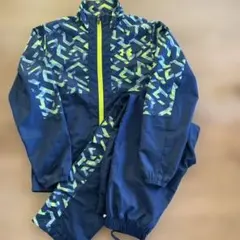 アンダーアーマー子供用ウインドブレーカー上下 150㎝
