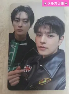 Straykids スキズ リノ スンミン 離婚危機 ポップアップ特典トレカ