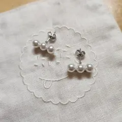 パール3連デザイン ピアスセット