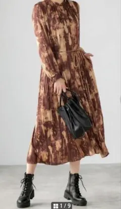 美品STYLE DELIぼかし柄サテンギャザーワンピースfreeブラウンミックス