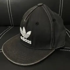 adidas ベースボールキャップ　キッズ用