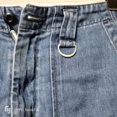 ライトブルーデニムパンツのサムネイル