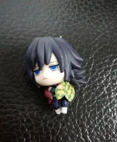 鬼滅の刃　冨岡義勇　つまんでつなげてマスコット