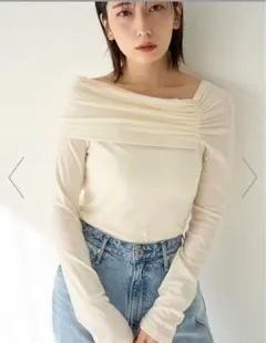 a*♡様 オフショルダー長袖トップス 水色