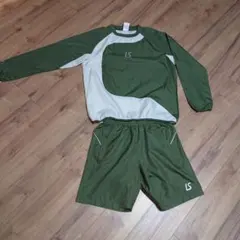 ルースイソンブラ ウェア