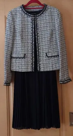 【anyFAM】ツイードジャケットとプリーツドレスセット