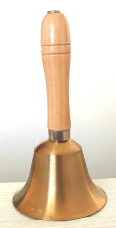 真鍮製ハンドベル 木製持ち手付き 直径８センチ　福引ゲーム