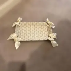 ジェニファーテイラー　トレイ