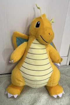 ポケットモンスターしっぽみてみて！めちゃでかカイリュー　ぬいぐるみ