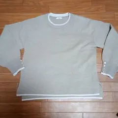 ESSEME グレージュ 薄手ニットセーター 長袖　きれいめ　春まで着れます