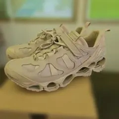 MIZUNO ウェーブプロフェシー　beautiful people 27.0のサムネイル