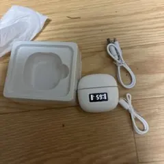 ワイヤレスイヤホン I37 ホワイトのサムネイル