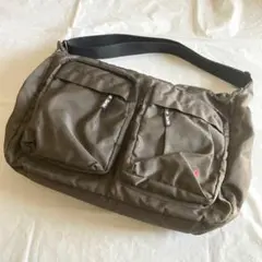 EASTBOY ブラウン ショルダーバッグ