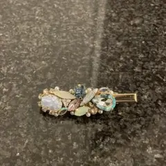 【再値下げ】スワロフスキー　ヘアアクセサリー(ヘアピン) キラキラ　ストーン