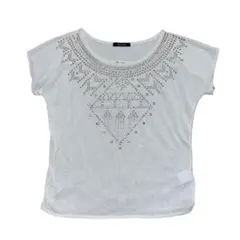 【訳アリ】アンドバイピンキーアンドダイアン Tシャツ M ホワイト系 スタッズのサムネイル