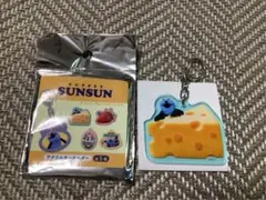 サンキューマート　パペットスンスン　アクリルキーホルダー　スンスン&チーズ