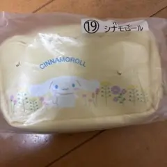 Cinnamoroll イエローポーチ