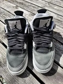 Nike Air Jordan 4 Retro 