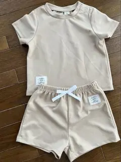 SHEIN ベージュ Tシャツとショーツセットアップ12-18M