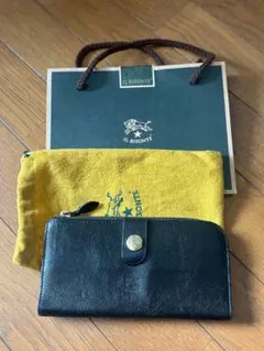 ILBISONTE イルビゾンテ 折り財布 ロゴ刻印 レザー ブラック イタリア