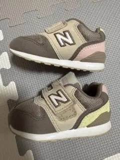 New Balance 996 ブラウン 12cm