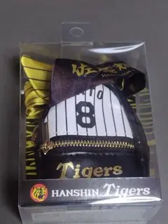 ★阪神タイガース 佐藤輝明 8