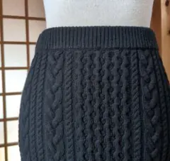 新品未使用　ルルウィルビー♥ケーブルニットスカート　サイズ2 ブラック