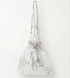 シルバーメタリック　レザープリーツバッグ
