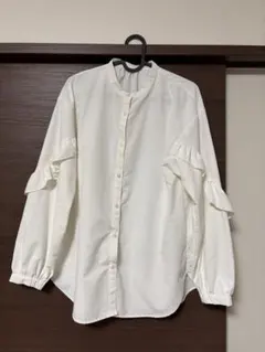 【M】フリル付きホワイト長袖シャツ