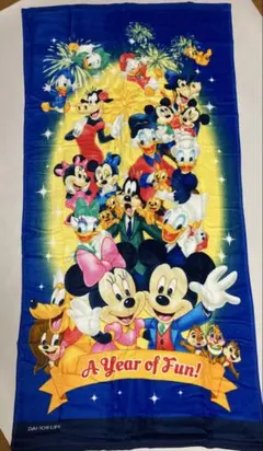 Disney A Year of Fun バスタオルのサムネイル