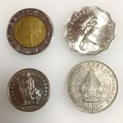 4083【インドネシア・希少】100ルピア　硬貨　　古銭　40枚セット インドネシア/100ルピアコインペンダント ネックレス