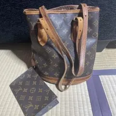 ルイ・ヴィトン モノグラム　バケットPM　ポーチ付き