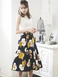GRL 花柄 フレアスカートのサムネイル