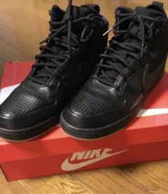 美品Nike ebernon mid winter 27cmのサムネイル