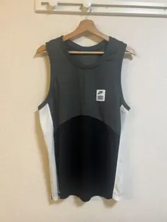 NIKE タンクトップ