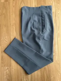 ZARA ハイウエストテーパードパンツ　S