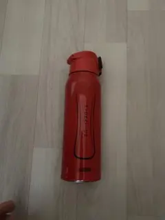 THERMOS 赤い水筒 密閉キャップ付き