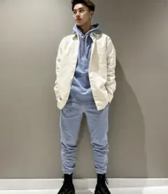 お値下げ。未使用　GAP プルオーバー パーカー