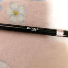CHANEL スティロ オンブル エ コントゥール 42のサムネイル