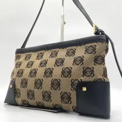 【極美品】ロエベ　ショルダーバッグ　リピートアナグラム　キャンバス　茶系